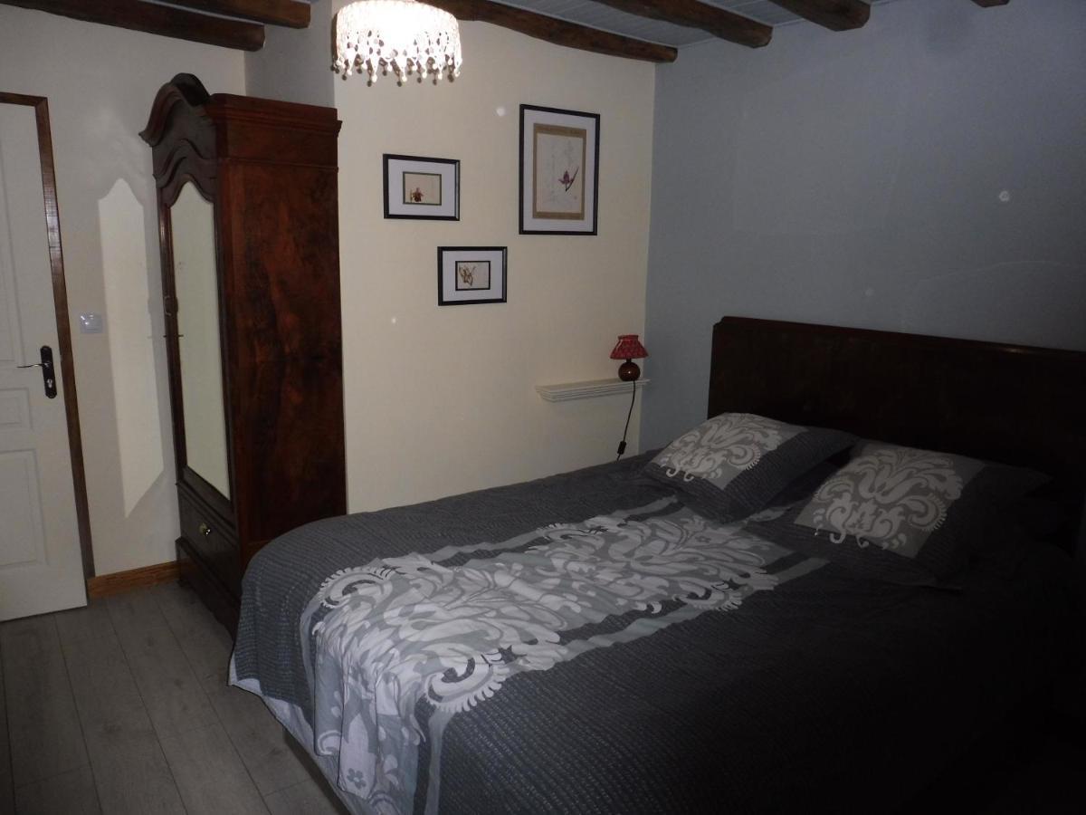 Chambre D'Hotes Des 3 Ifs Vernot Eksteriør billede
